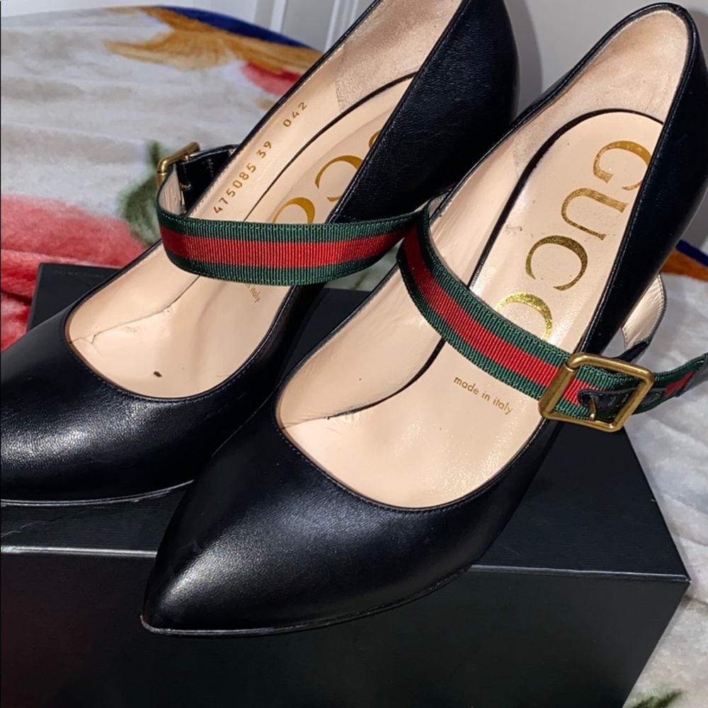 Gucci women